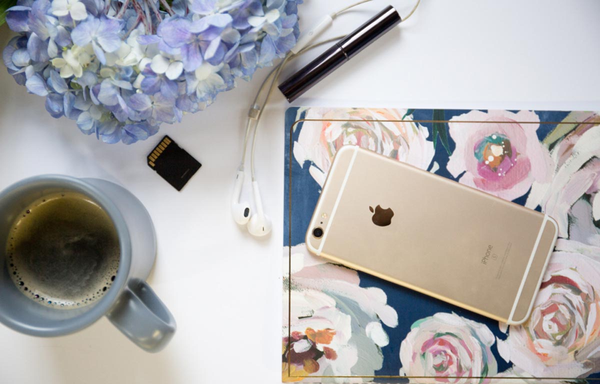 Women fashion tips and style guide